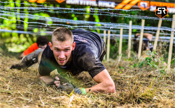 Biegi survivalowe atrakcyjną niszą dla sponsorów Sport, BIZNES - W gąszczu klasycznych imprez biegowych, zawody survivalowe wyróżniają się niebanalną formułą i atrakcyjną oprawą. Nic więc dziwnego, że z roku na rok przybywa firm zainteresowanych sponsoringiem tego typu wydarzeń.