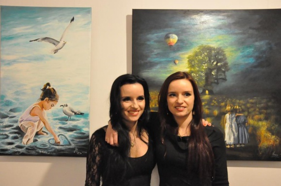 Wystawa malarstwa Agaty Buczek i Martyny Mączki w Galerii Delfiny