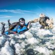 50 niezwykłych, charytatywnych skoków spadochronowych w jeden dzień!