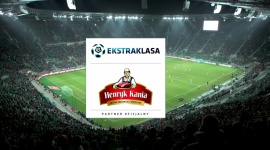 Henryk Kania przedłuża umowę z Ekstraklasą