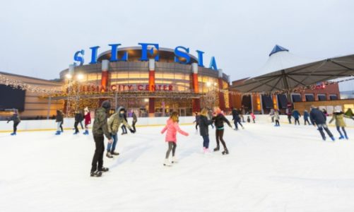 Aktywne ferie na lodowisku przed Silesia City Center