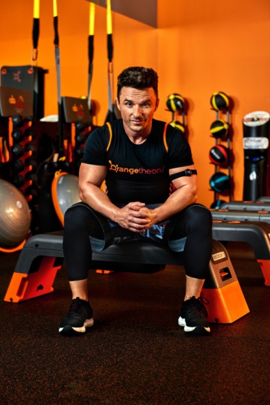 QCZAJ ukochał Orangetheory Fitness Sport, BIZNES - QCZAJ, uwielbiany przez setki tysięcy osób, najzabawniejszy motywator do walki o wymarzoną sylwetkę, rozpoczyna treningi w rytm swojego serca i zostaje ambasadorem marki fitness z USA.