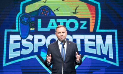 Prezydent Andrzej Duda na pikniku Lato z esportem